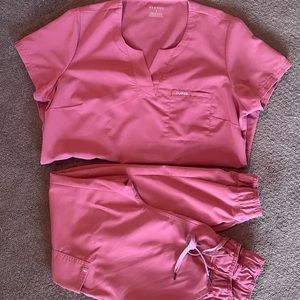 Jaanuu Scrub Set (Berry)